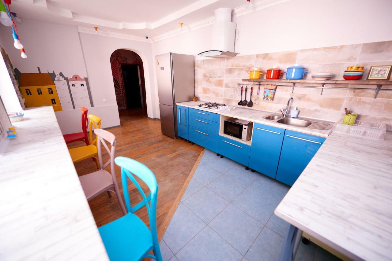 Wanderlust Hostel Almaty Exterior foto